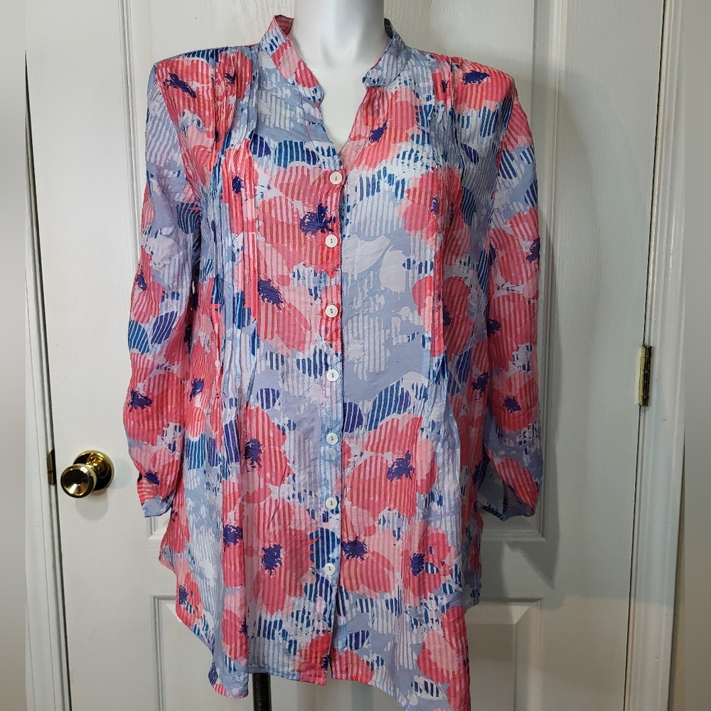 Ruby Rd. Floral Buttons Down Top Blouse